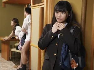 Con chim nhỏ mới lớn cướp người chồng của mẹ