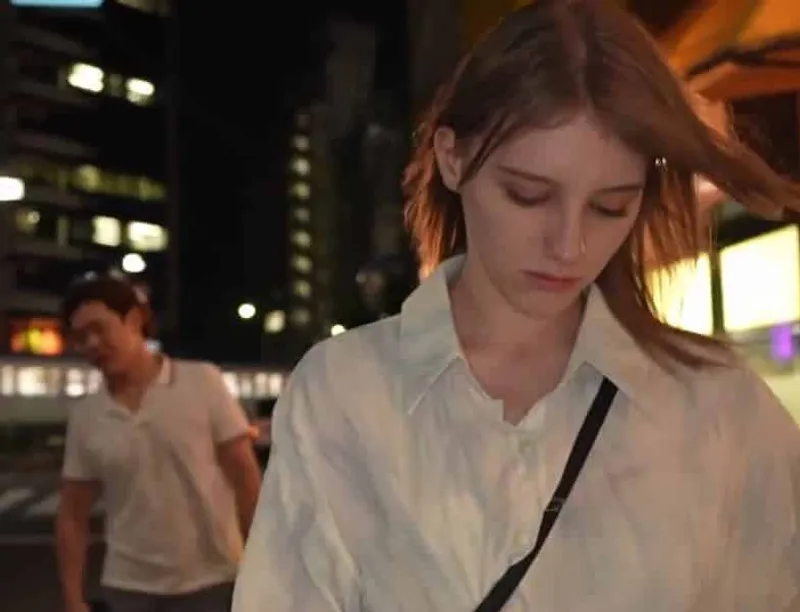 Trêu chọc con ghệ tây không được, thanh niên biến thái bắt cóc về nhà